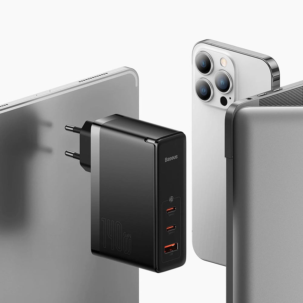 Φορτιστής Δικτύου με Καλώδιο USB-C Baseus GaN5 Pro, 140W, 5A, 1 x USB-A - 2 x USB-C, Λευκό CCGP100202