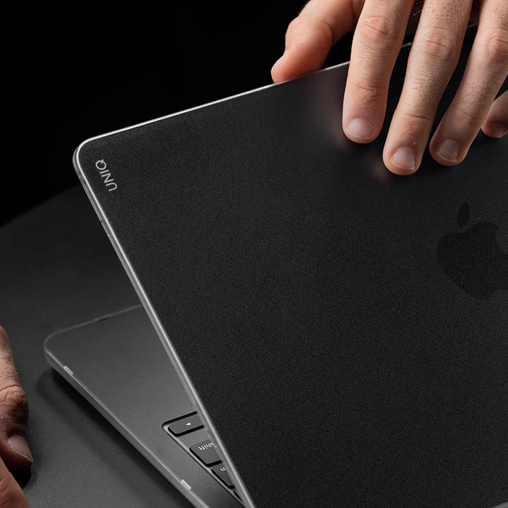 Θήκη UNIQ Claro για Apple MacBook Pro 16inch (2026) / (2024) / (2023) / (2021), Γκρι Ματ